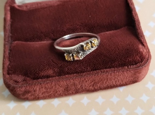 Zdjęcie oferty: Srebrny pierścionek Warmet z cytrynami. 