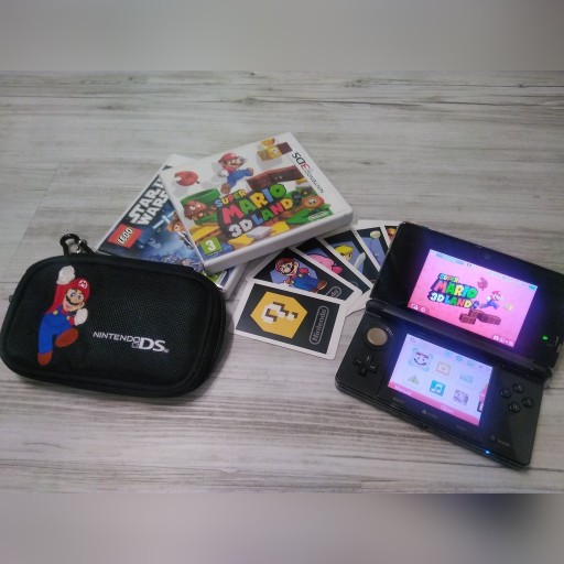 Zdjęcie oferty: Konsola Nintendo 3Ds  czarna + gry