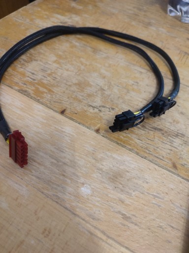 Zdjęcie oferty: Kabel 12 pin do 2 x 8 pin kabel zasilający 60 cm