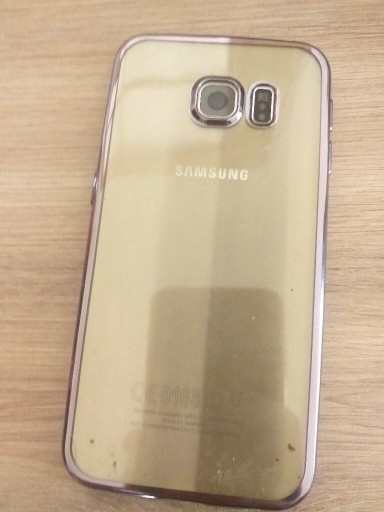 Zdjęcie oferty: Samsung s6 Edge tylna obudowa +etui