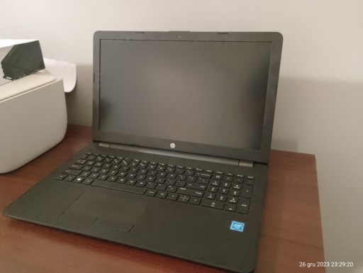 Zdjęcie oferty: Laptop HP 15-ra070nw mało używany