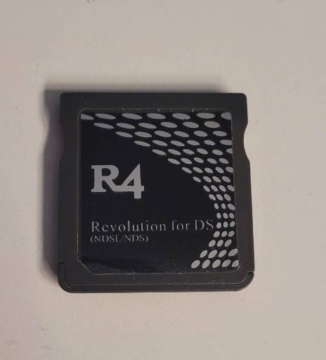 Zdjęcie oferty: Programator R4 Revolution do Nintendo DS