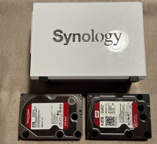 Zdjęcie oferty: Dysk sieciowy Synology DS213j + 2x4Tb WD Red