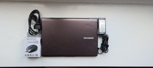 Zdjęcie oferty: Samsung NP535U3 4GB/500GB Radeon HD 7500G Bat 40mi