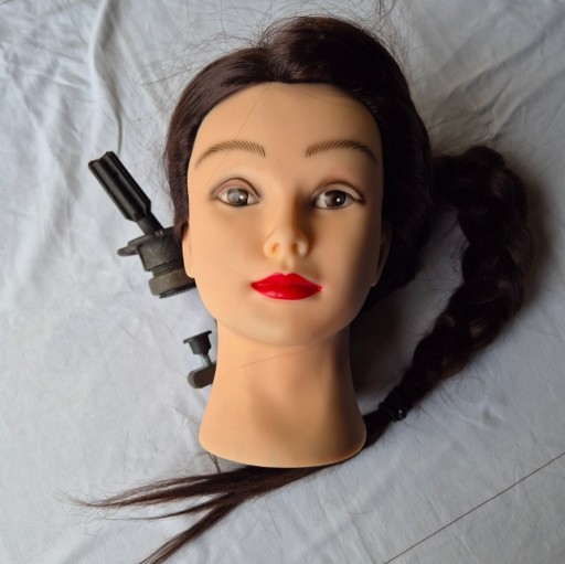 Zdjęcie oferty: Głowa fryzjerska piękne włosy 