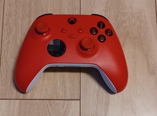 Zdjęcie oferty: Pad xbox one series s/x pulse red