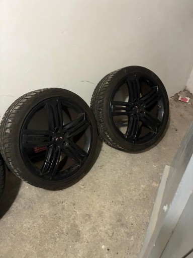 Zdjęcie oferty: Felgi z oponami Talladega 19