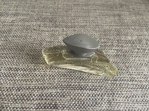 Zdjęcie oferty: Avon Natori miniaturka kolekcjonerska - 4 ml edp