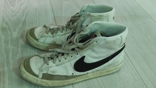 Zdjęcie oferty: Buty Nike Blazer Mid '77 białe r.43