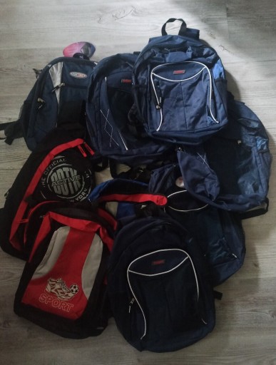 Zdjęcie oferty: Plecaki szkolne 9 sztuk - nowe 