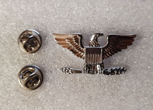 Zdjęcie oferty: US Army - Colonel O-6 (Collar Device) COL - 1szt