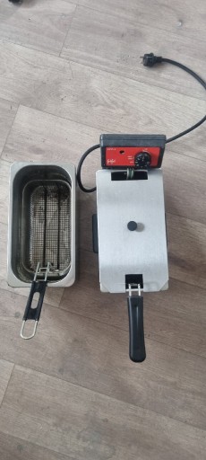 Zdjęcie oferty: Frytownica gastronomiczna firifiri eco 4 + 2 bemar 