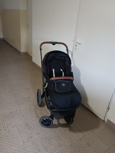 Zdjęcie oferty: Wózek spacerówka Muuvo quick 2.0