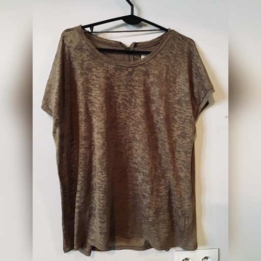 Zdjęcie oferty: 2 T-shirty w rozmiarze M Zara i Reserved