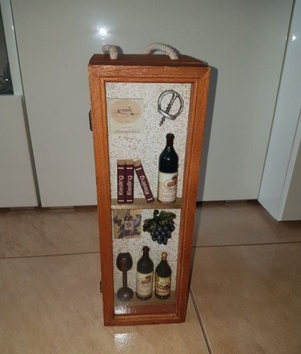 Zdjęcie oferty: Drewniane pudełko skrzynka vintage na alkohol