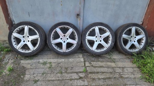 Zdjęcie oferty: Felgi MOMO i opony 215/45/R17