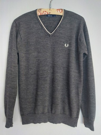 Zdjęcie oferty: Fred Perry sweter v-neck 100% wełna 