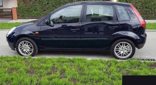 Zdjęcie oferty: Felgi aluminiowe z oponami 15' Ford Fiesta MK6 05 