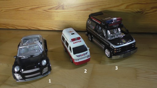 Zdjęcie oferty: Samochody zabawki z napędami - zestaw 5  szt