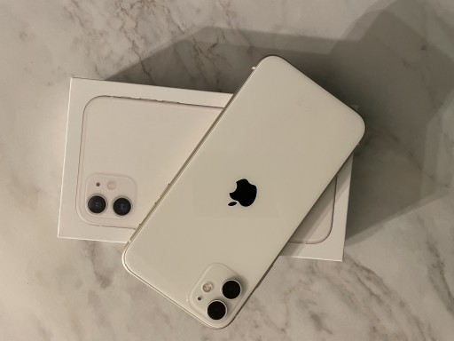 Zdjęcie oferty: IPHONE 11 64gb BATERIA 100%