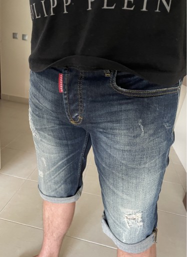 Zdjęcie oferty: WYPRZEDAŻ Spodenki jeansowe Dsquared2 L 2024 HIT