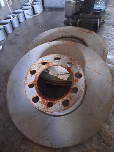 Zdjęcie oferty: fabrycznie nowe oryginalne tarcze hamulcowe przod mb w126 