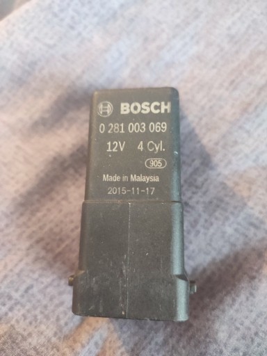 Zdjęcie oferty: Bosch przekaźnik świec żarowych 0281003069