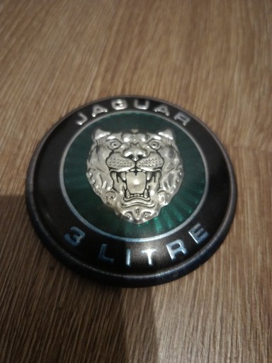 Zdjęcie oferty: Jaguar 3 litre znaczek emblemat 
