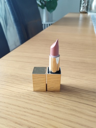 Zdjęcie oferty: AA WINGS of color pomadka 