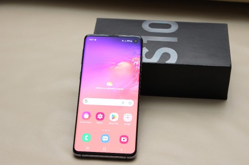 Zdjęcie oferty: Telefon Samsung Galaxy S10 8 / 128 GB 