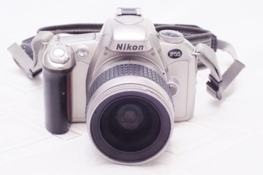 Zdjęcie oferty: Nikon F55 AF Nikkor 28-80 / 3.3-5.6 G