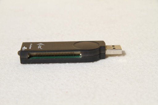 Zdjęcie oferty: Czytnik Kart Pamięci, adapter na USB