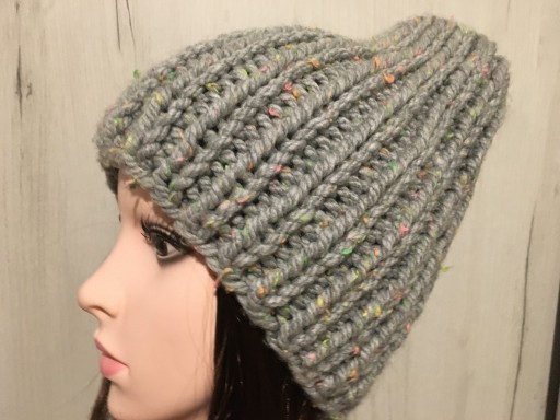 Zdjęcie oferty: Czapka Beanie ręcznie robiona 100% wyjątkowa