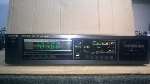 Zdjęcie oferty: Tuner AM/FM AS 952 (synteza) Unitra Diora