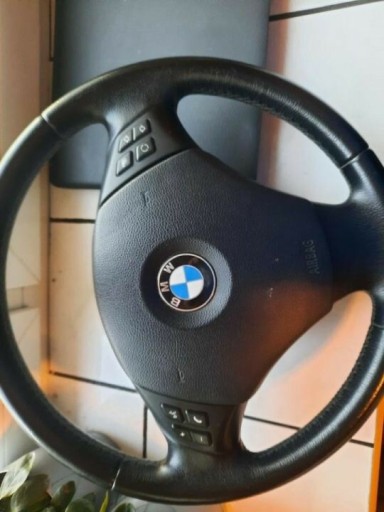 Zdjęcie oferty: Kierownica e90,e60