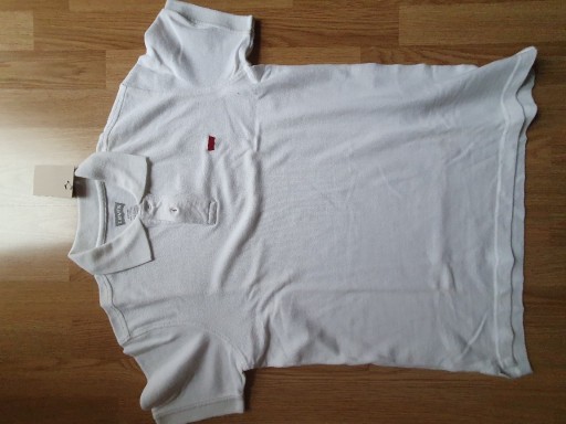 Zdjęcie oferty: Koszulka męska T-shirts Levi's z kołnierzem #0015