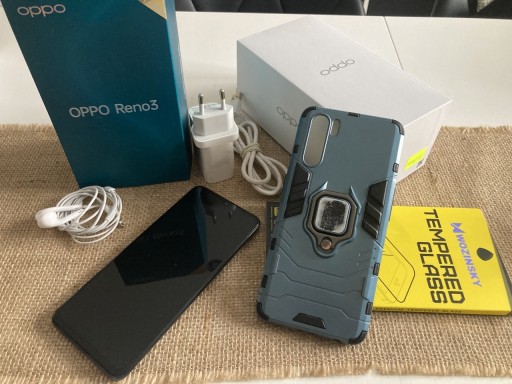 Zdjęcie oferty: Smartfon OPPO Reno 3  8/128 GB CZARNY