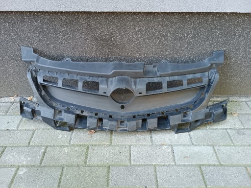 Zdjęcie oferty: GRILL ATRAPA WZMOCNIENIE OPEL VECTRA C LIFT 