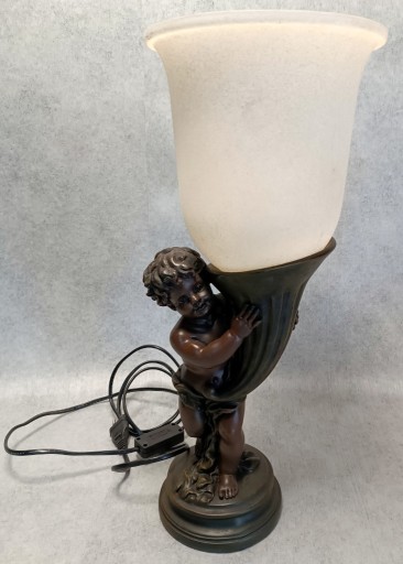 Zdjęcie oferty: Lampa stołowa z Cherubinem - Putto, Amorek