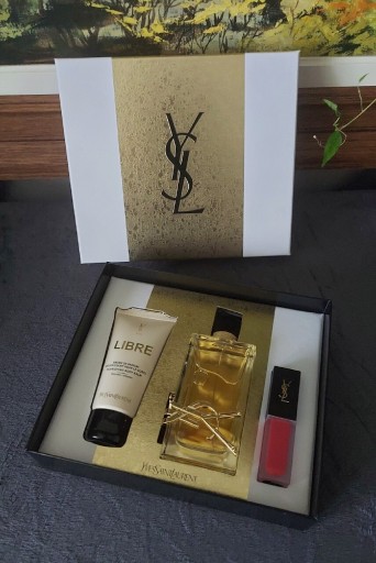 Zdjęcie oferty: ZESTAW UPOMINKOWY YVES SAINT LAUREN LIBRE new 90ml