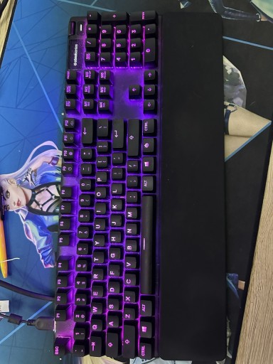 Zdjęcie oferty: Klawiatura mechaniczna SteelSeries Apex Pro