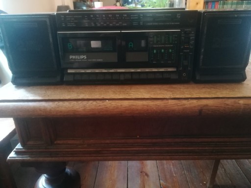 Zdjęcie oferty: Radiomagnetofon Philips D8278