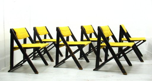 Zdjęcie oferty: Komplet sześciu składanych krzeseł, lata 70. 