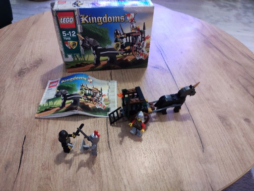 Zdjęcie oferty: LEGO 7949 Kingdoms Ratunek z powozu więziennego