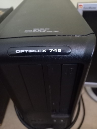 Zdjęcie oferty: Komputer DELL OPTIPLEX 745