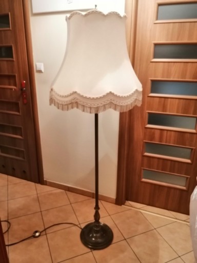 Zdjęcie oferty: Lampa z abażurem