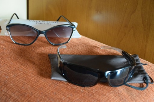 Zdjęcie oferty: Okulary 2 pary etui na słońce wakacje sezon