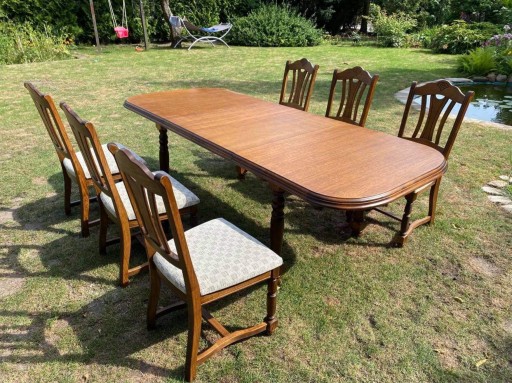 Zdjęcie oferty: Stół rozkładany + 6 krzeseł tapicerowanych 