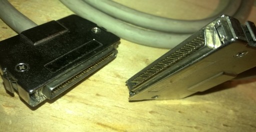 Zdjęcie oferty: Kabel Ultra Wide  SCSI zewnętrzny 2 metry