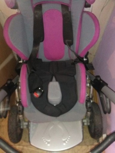 Zdjęcie oferty: Wózek dla dziecka niepełnosprawnego